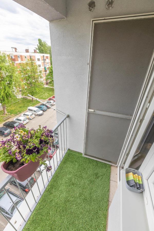 Cosy Apartment Hugo Osijek Exterior foto